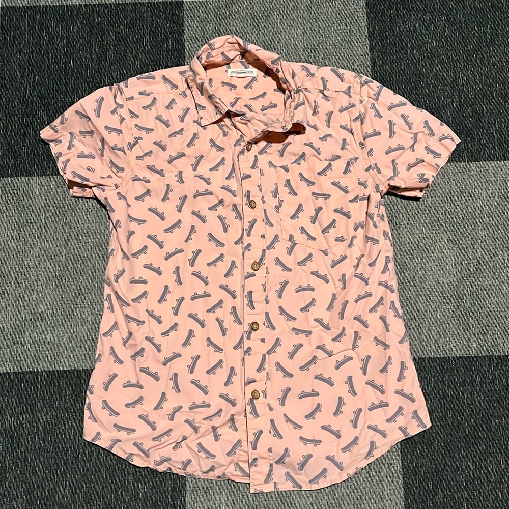 Tucker&Tate short sleeved button down shirt, size M (8/10)